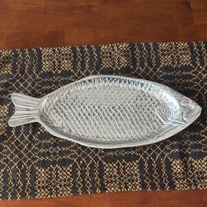 Metal fish platter